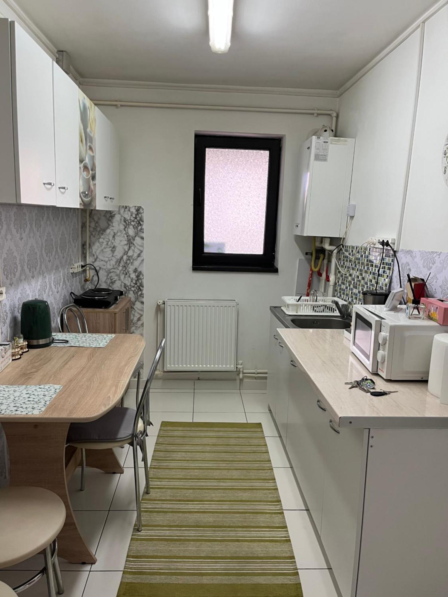 Apartament Octav デヴァ エクステリア 写真